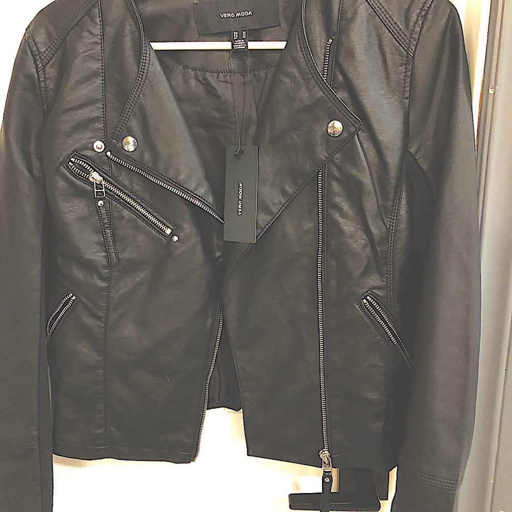 Vera Moda NWT Black pleather size M